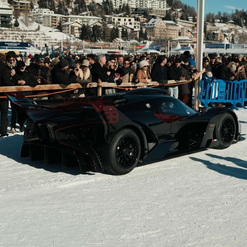 Testing Taken to The Extreme - The Bugatti Bolide on the Ice Track