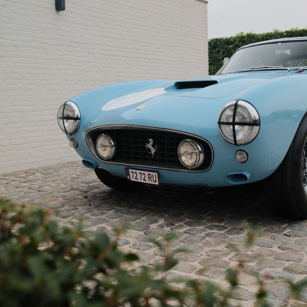 Driving Belgian Roads with The legendary Ferrari SWB