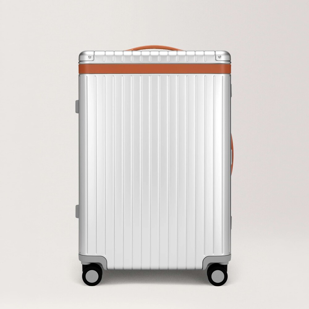 The Grand Tourer: Carl Friedrik Check-In