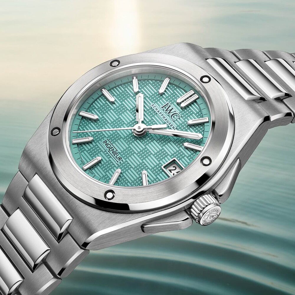 Pool Purity: IWC Ingenieur Automatic 35