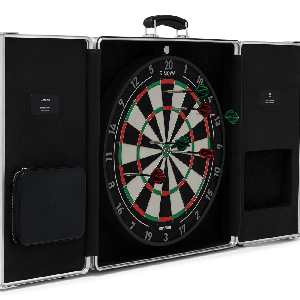 Bull&rsquo;s-eye: Rimowa Dart Case