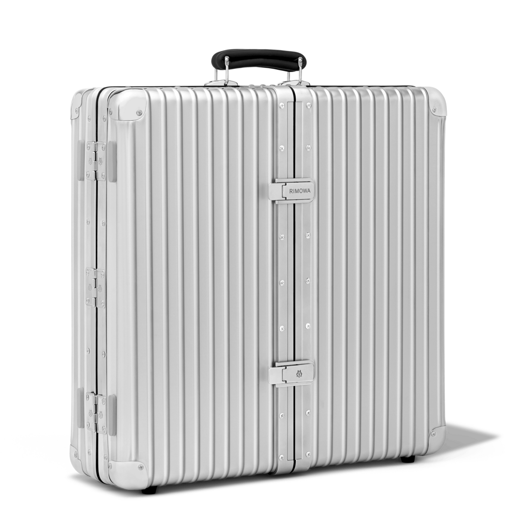 Bull&rsquo;s-eye: Rimowa Dart Case